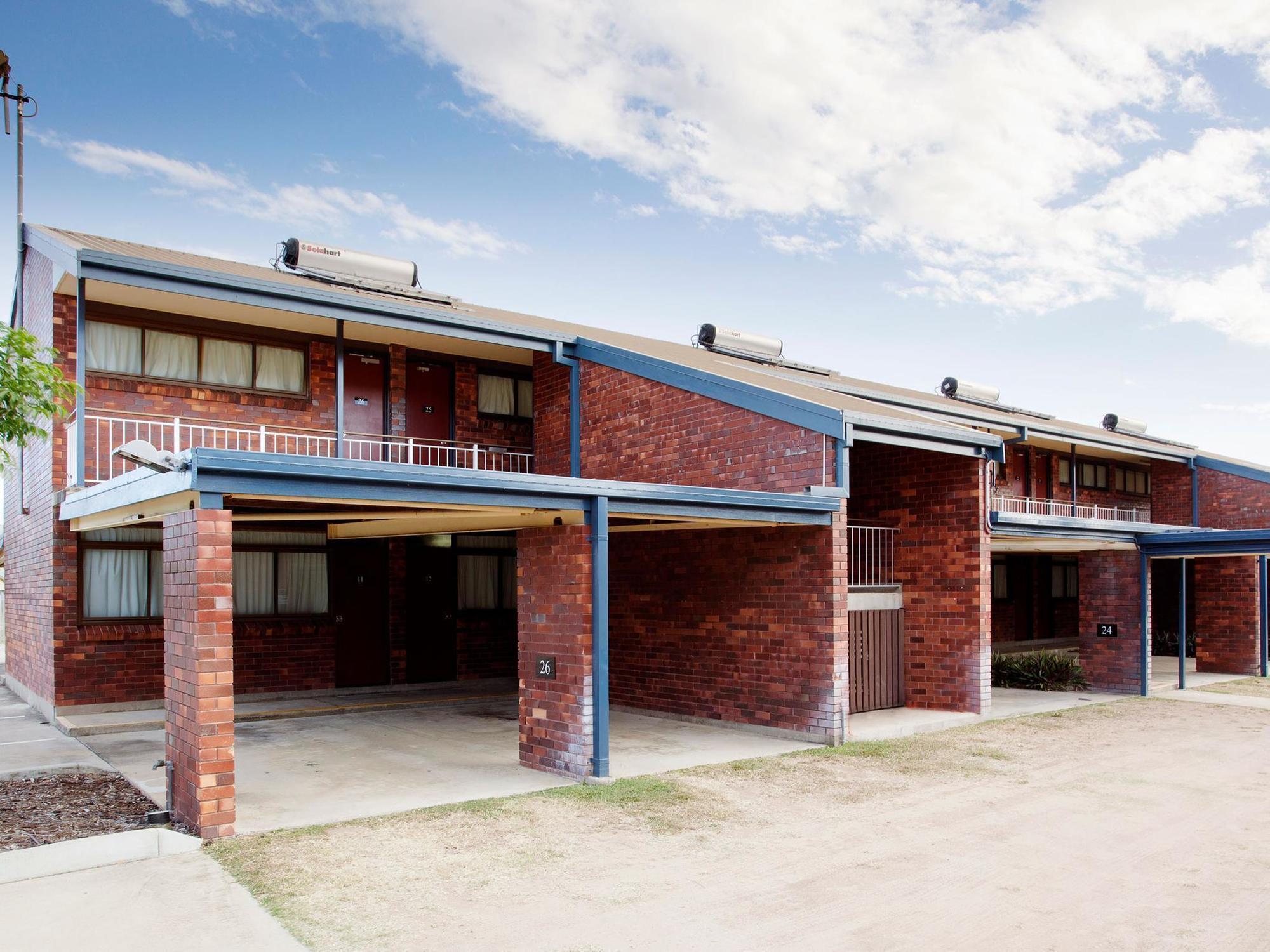 Vale Hotel Townsville Exterior photo